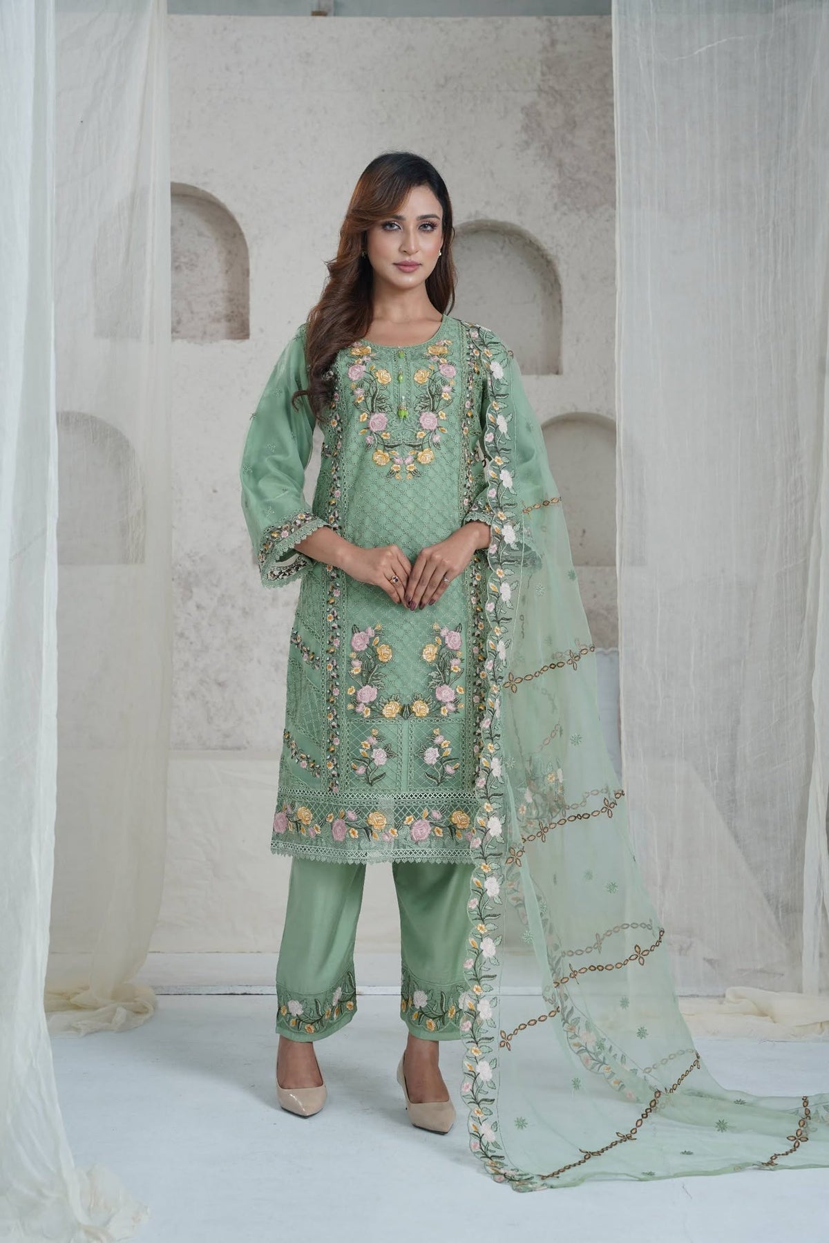 White & Green Lawn Printed Three Piece (Eid Collection)